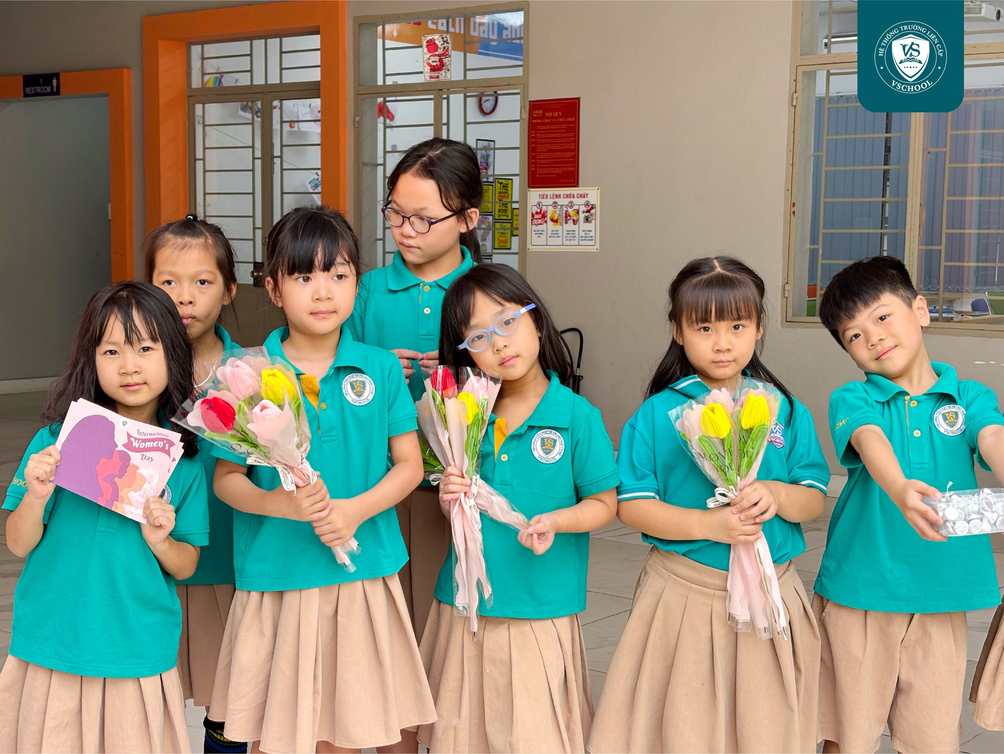 Những đoá hoa từ trái tim chúc mừng Ngày Quốc tế phụ nữ 8/3 🌸