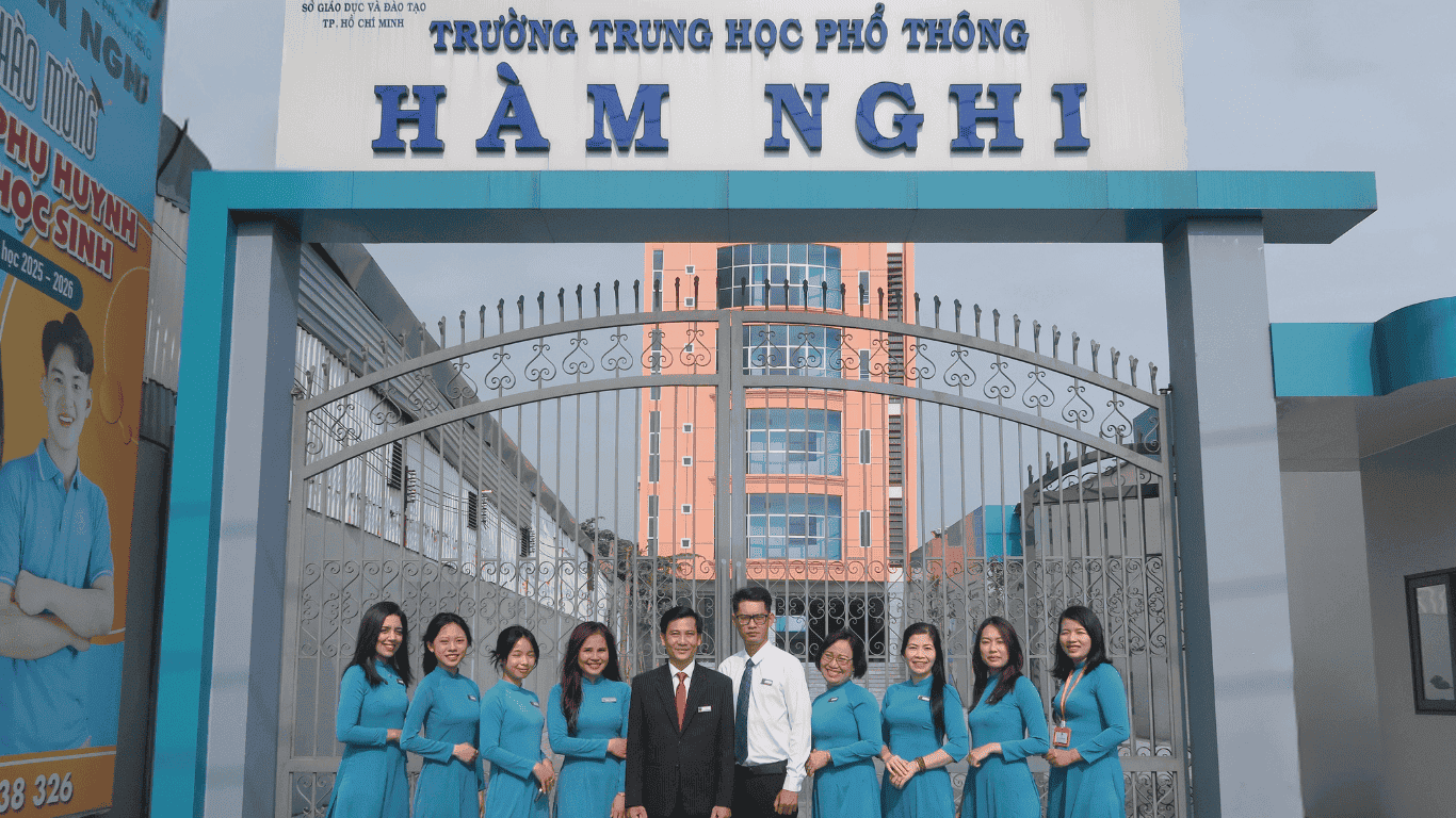 Đội Ngũ Giáo Viên Tại Trường THPT Hàm Nghi