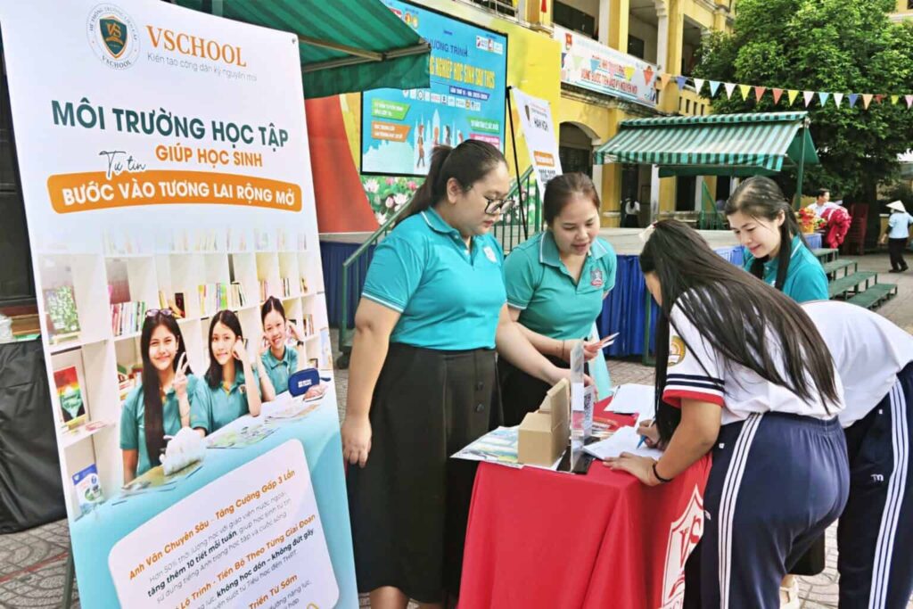 Sắc xanh Hàm Nghi tại trường THCS Hồng Bàng