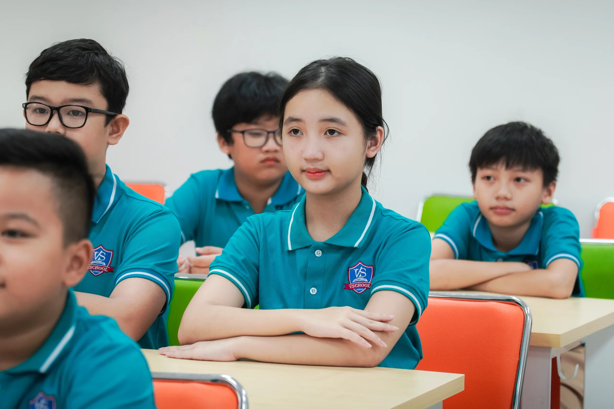 Áp Lực Học Đường Là Gì?