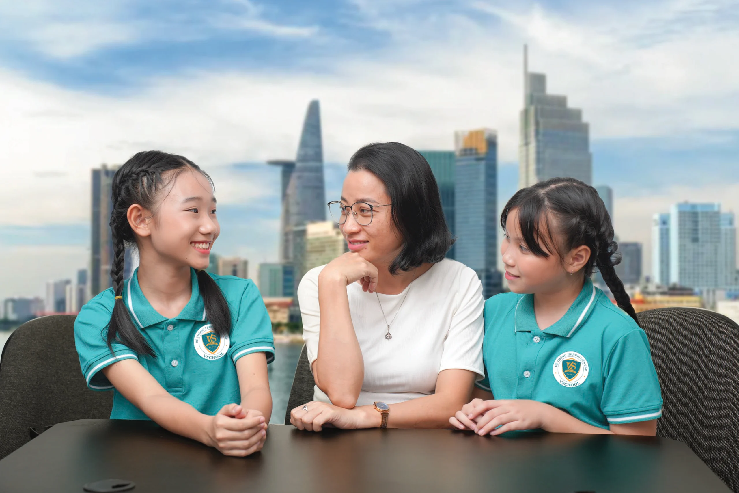 Lắng Nghe Và Thấu Hiểu Giúp Học Sinh Tránh Áp Lực Học Đường