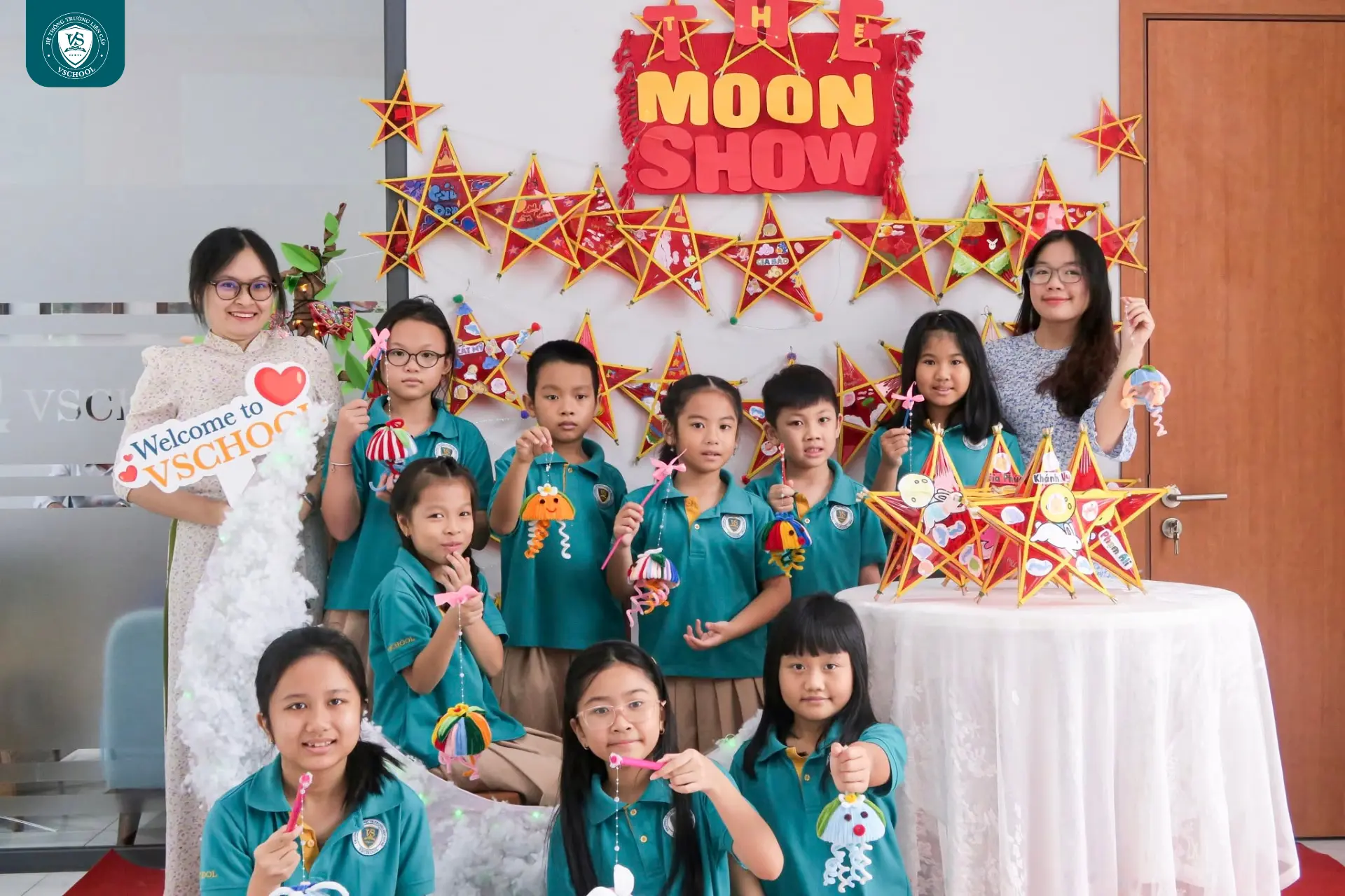 Trung Thu tại VSCHOOL – The Moon Show 2026 | Đêm Hội Ánh Trăng
